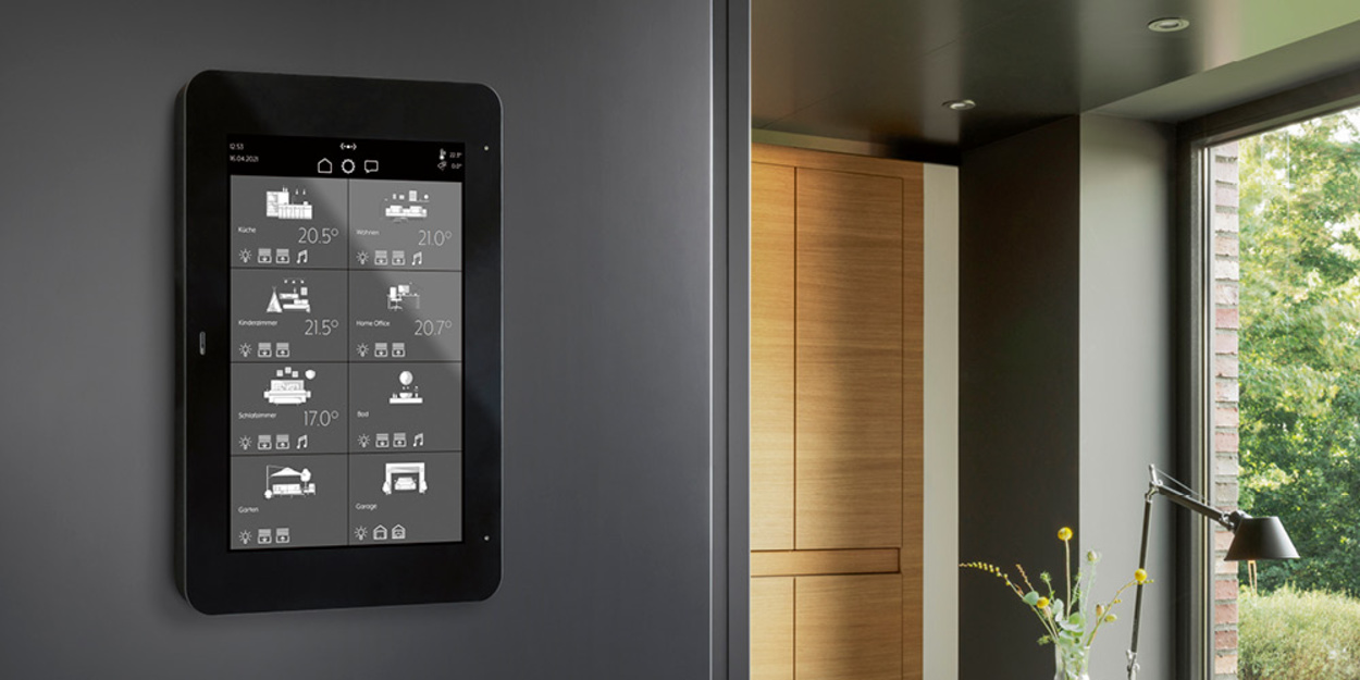 JUNG Smart Panel 8 bei E-Tech Harrer in Eichstätt