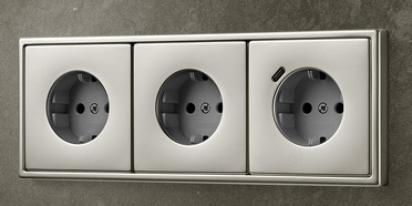 SCHUKO® Steckdosen mit USB bei E-Tech Harrer in Eichstätt